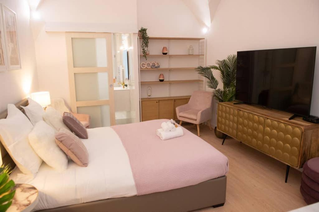 Le LONGEPIERRE - HYPERCENTRE HISTORIQUE DE DIJON Apartment Ngoại thất bức ảnh